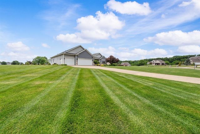 5420 Farallon Drive, Kalamazoo, MI 49009