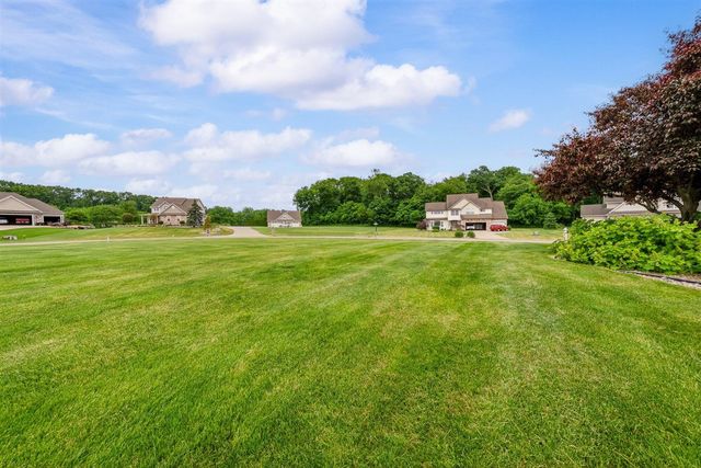 5420 Farallon Drive, Kalamazoo, MI 49009