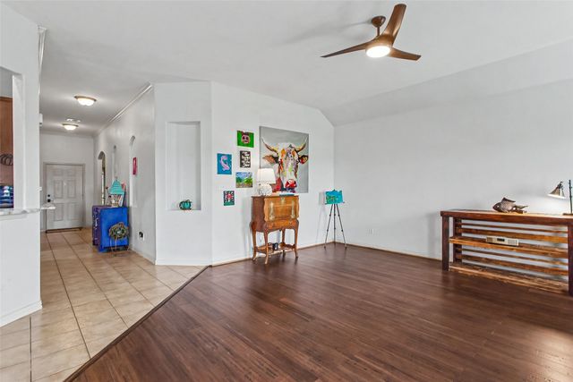720 Saddle Ridge Trail, Weatherford, TX 76087
