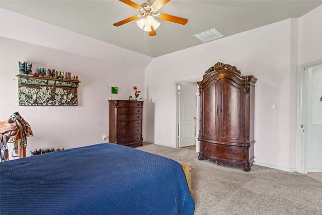 720 Saddle Ridge Trail, Weatherford, TX 76087