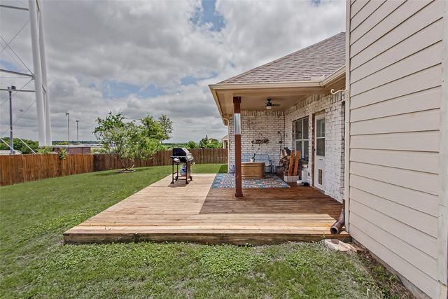 720 Saddle Ridge Trail, Weatherford, TX 76087