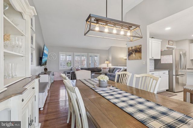 6 RYDAL DR, Lawrenceville, NJ 08648