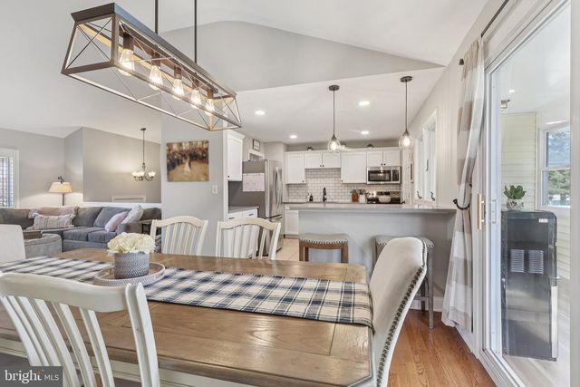 6 RYDAL DR, Lawrenceville, NJ 08648