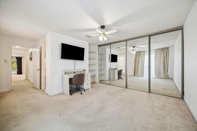 880 Tully Road 13, Houston, TX 77079