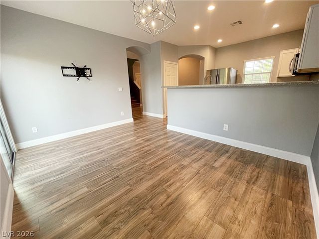 2825 Woodland Park Avenue, North Las Vegas, NV 89086