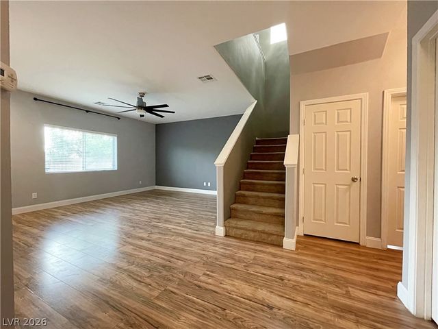 2825 Woodland Park Avenue, North Las Vegas, NV 89086