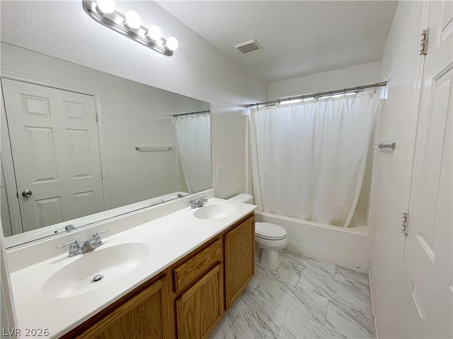 2825 Woodland Park Avenue, North Las Vegas, NV 89086