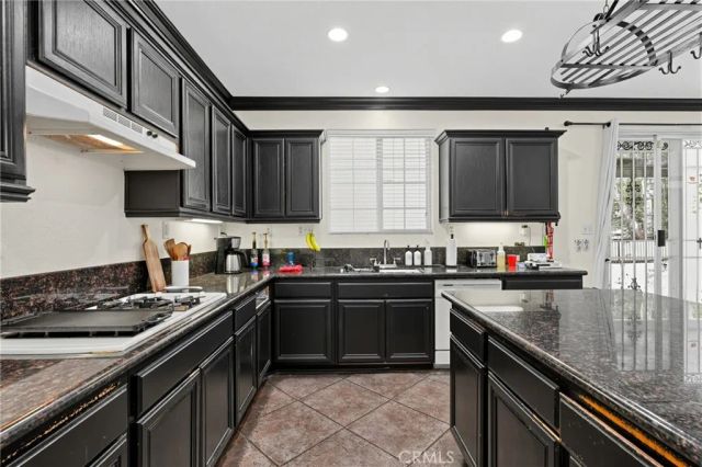 9319 Santa Barbara, Riverside, CA 92508