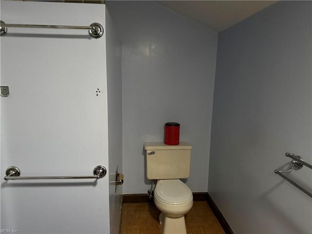 2169 E Armada DR, Chesapeake, VA 23321