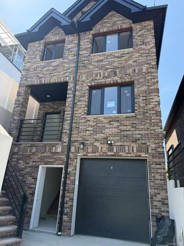 3-24 125th Street 3-22, College Point, NY 11356