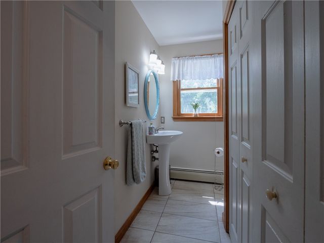 22 Ridgewood Drive, Scituate, RI 02857