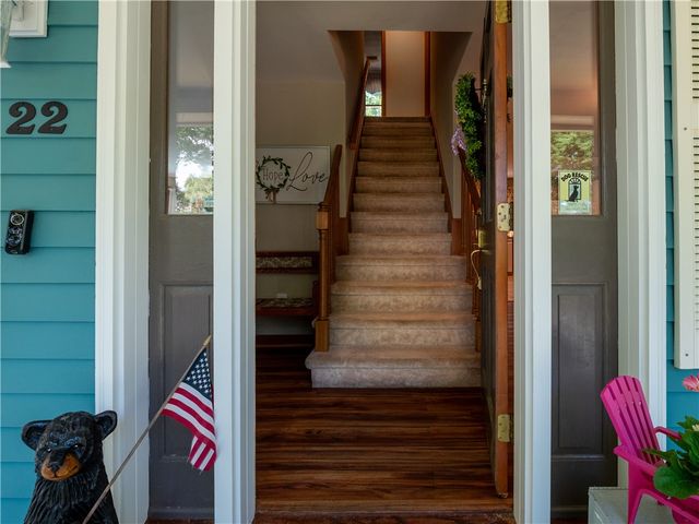 22 Ridgewood Drive, Scituate, RI 02857