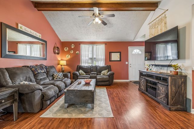 434 Wilkinson Ln, White House, TN 37188