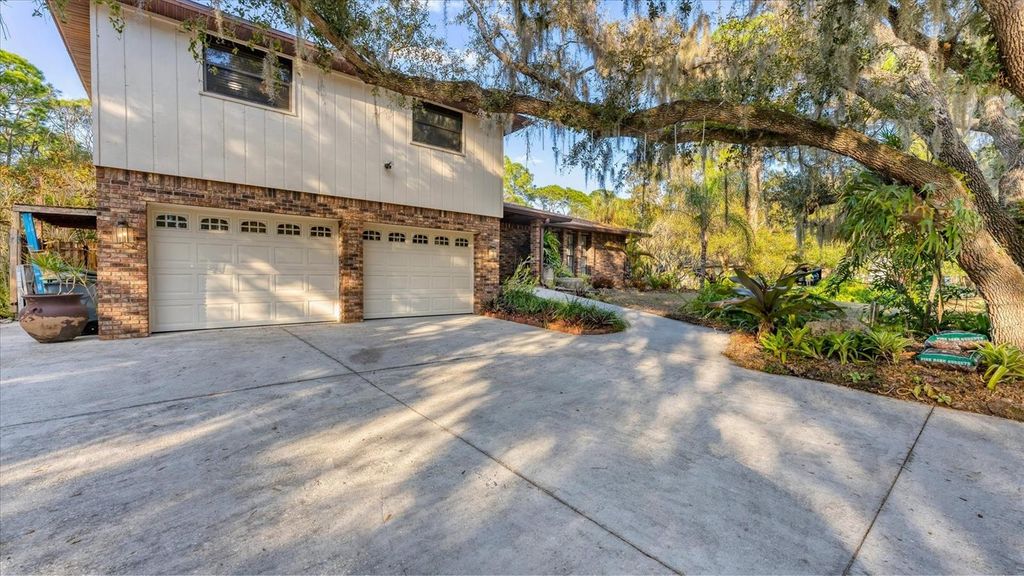 Image 1 of property listing at 5237 TURTLE CREEK LANE, Sarasota, FL 34232