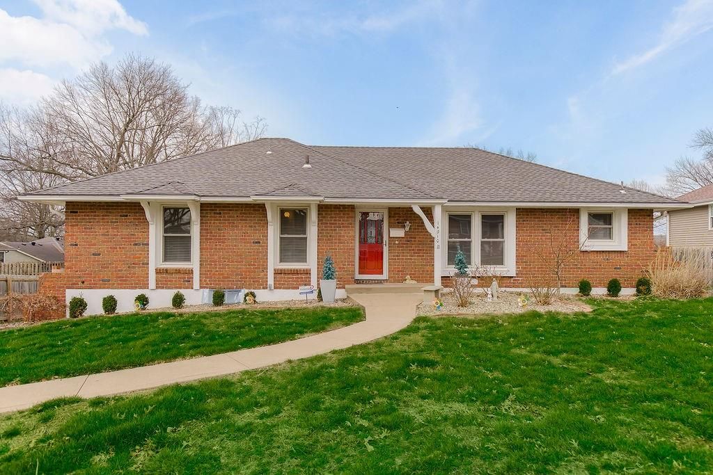 14810 E 34th Street S, Independence, MO 64055