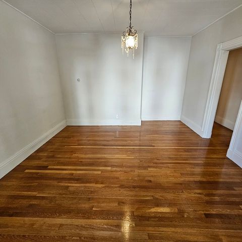 384 Washington St 1, Cambridge, MA 02139