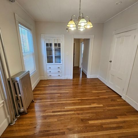 384 Washington St 1, Cambridge, MA 02139