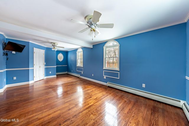 5955 Curry Rd Extension, Guilderland, NY 12303