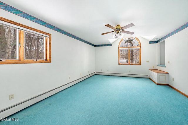 5955 Curry Rd Extension, Guilderland, NY 12303