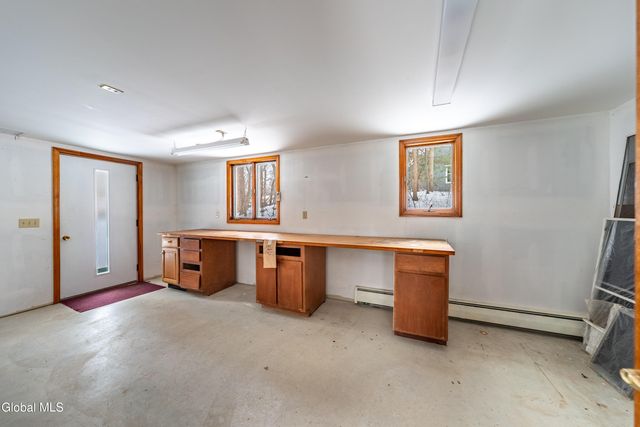 5955 Curry Rd Extension, Guilderland, NY 12303