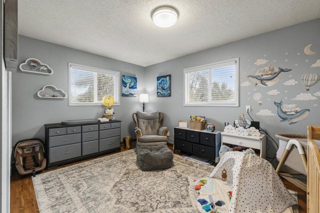 6716 Amber Avenue, Klamath Falls, OR 97603