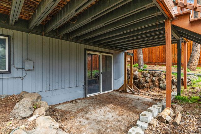 6716 Amber Avenue, Klamath Falls, OR 97603