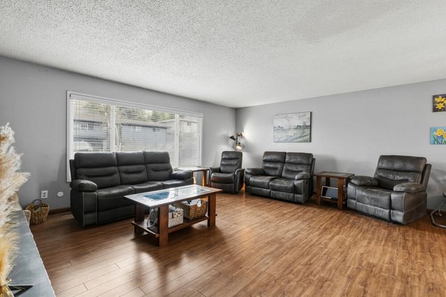 6716 Amber Avenue, Klamath Falls, OR 97603