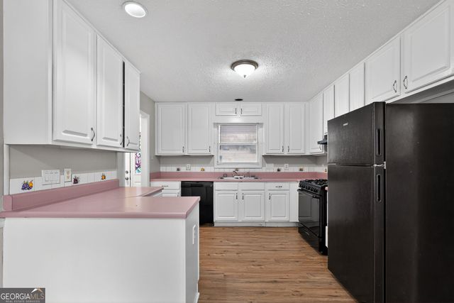 225 Hillandale Drive, Stockbridge, GA 30281