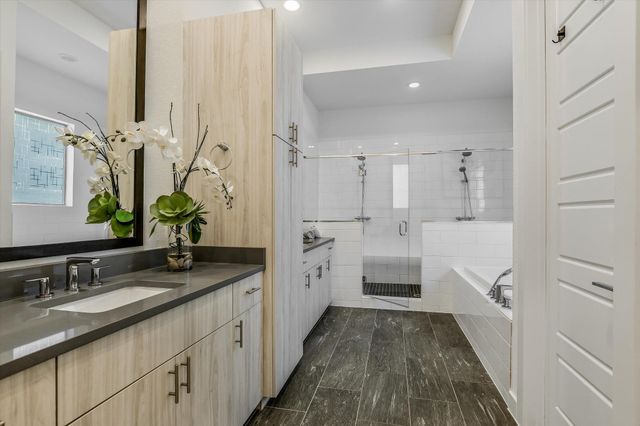 6121 Florencia LN, Austin, TX 78724