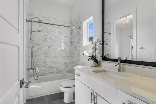 6121 Florencia LN, Austin, TX 78724