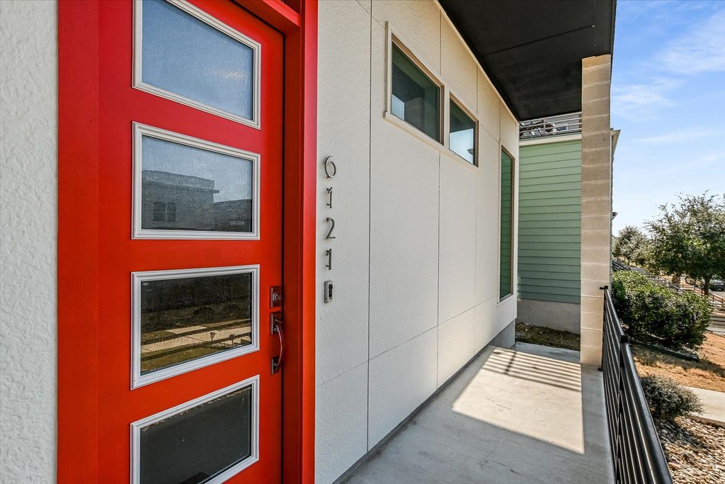 6121 Florencia LN, Austin, TX 78724