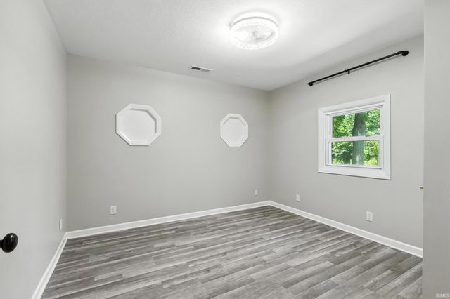 14831 Leesburg Road, Fort Wayne, IN 46818