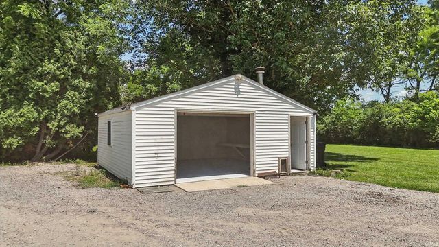 14831 Leesburg Road, Fort Wayne, IN 46818