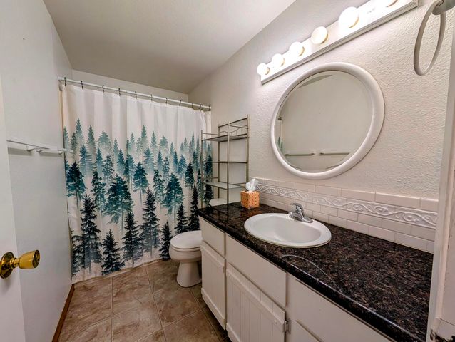 1661 NE Terrace Drive, Grants Pass, OR 97526