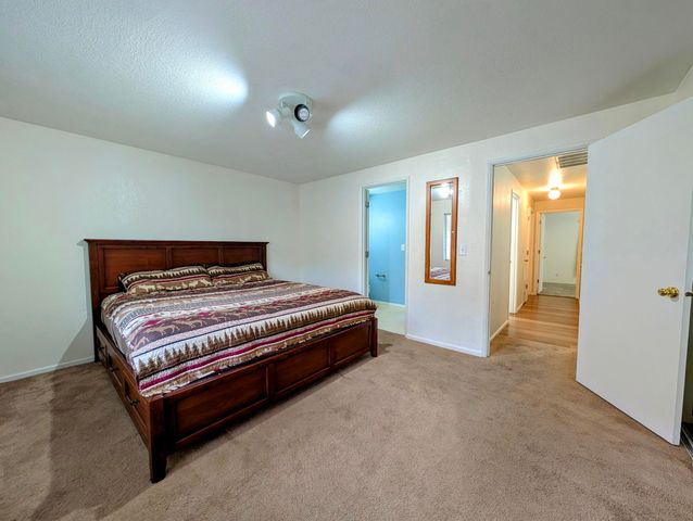 1661 NE Terrace Drive, Grants Pass, OR 97526