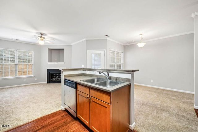 618 Oakfield Trail, Mebane, NC 27302