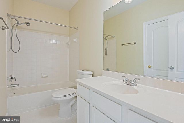 4150 JEREMY GRV, Fairfax, VA 22030