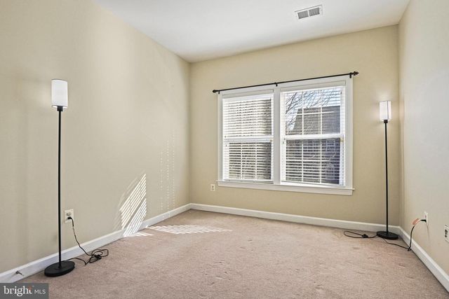 4150 JEREMY GRV, Fairfax, VA 22030