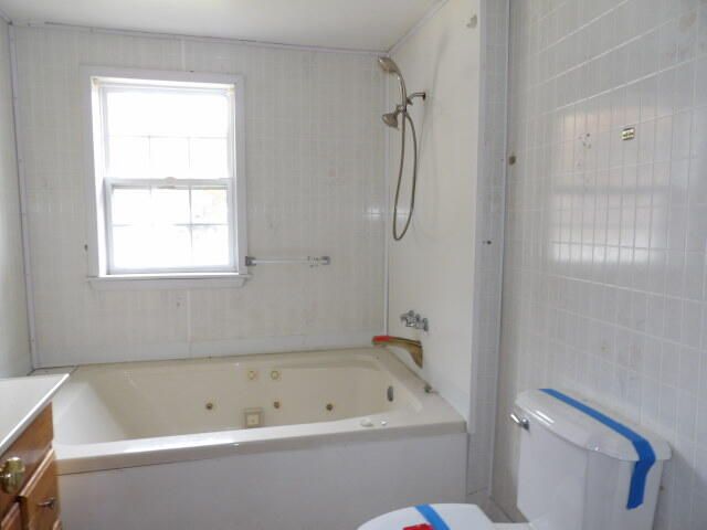 34637 76th Street, Covert, MI 49043