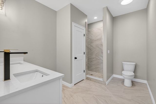 1165 Farmstone Drive, Diamond, IL 60416