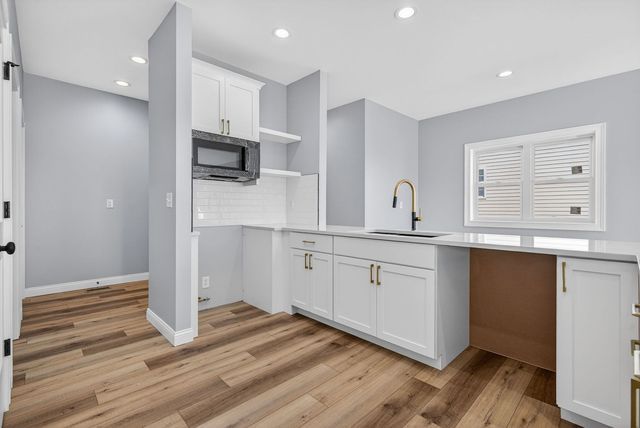 1165 Farmstone Drive, Diamond, IL 60416