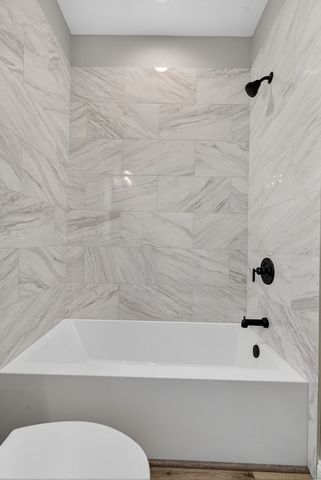 1165 Farmstone Drive, Diamond, IL 60416