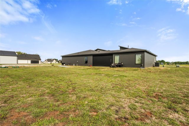 5119 Sophie Slanksy Way, Sealy, TX 77474