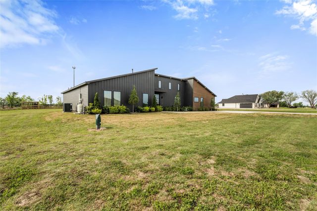 5119 Sophie Slanksy Way, Sealy, TX 77474