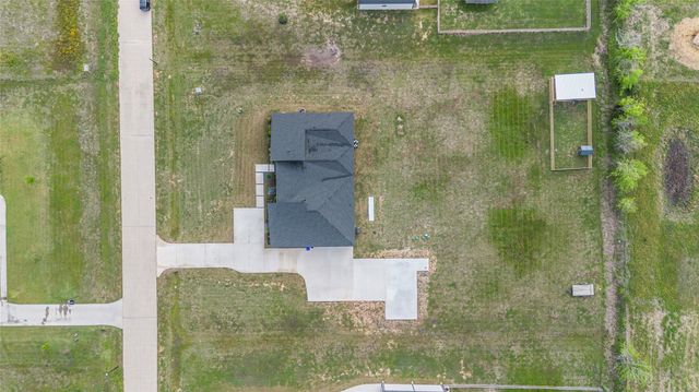 5119 Sophie Slanksy Way, Sealy, TX 77474