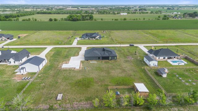 5119 Sophie Slanksy Way, Sealy, TX 77474