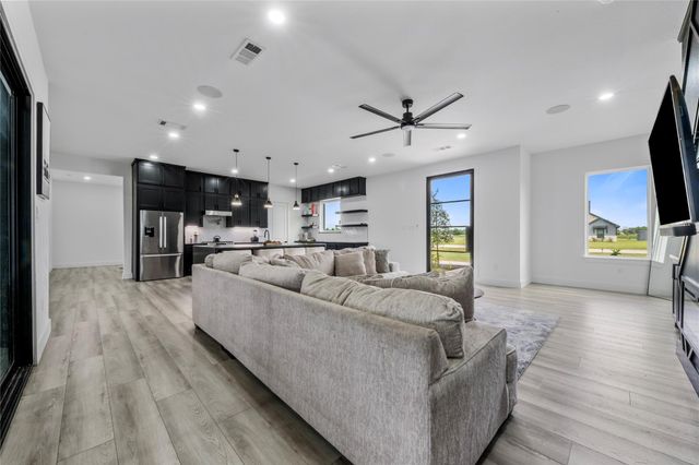 5119 Sophie Slanksy Way, Sealy, TX 77474