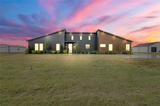 5119 Sophie Slanksy Way, Sealy, TX 77474