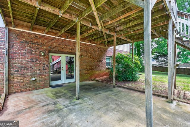 6882 Cowan Mill Rd, Winston, GA 30187