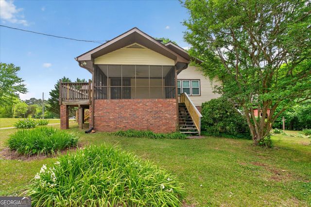 6882 Cowan Mill Rd, Winston, GA 30187